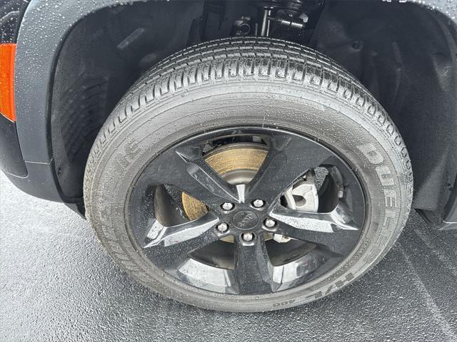 used 2024 Jeep Grand Cherokee car, priced at $41,800