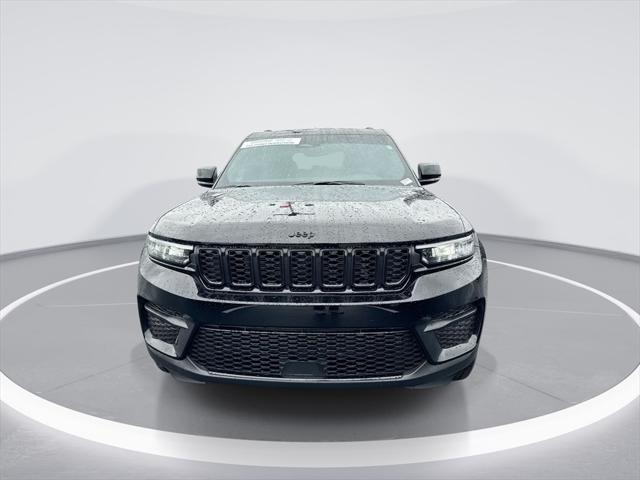 used 2024 Jeep Grand Cherokee car, priced at $41,800