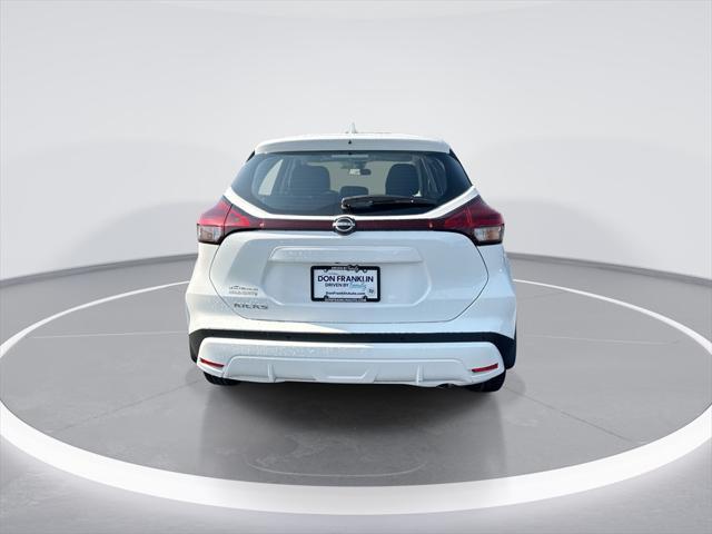 new 2025 Nissan Kicks car, priced at $22,139