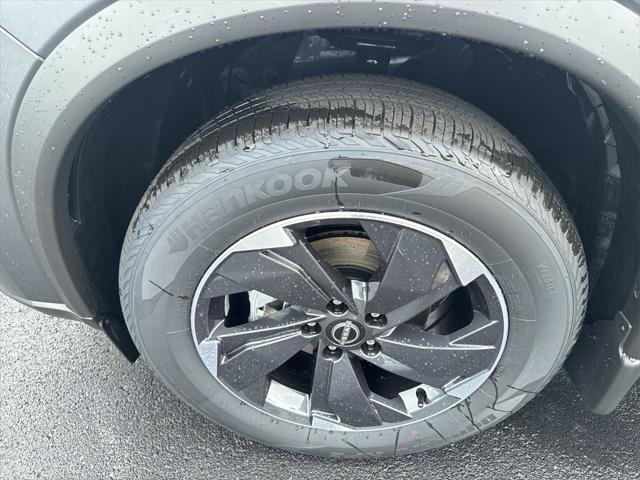 new 2025 Nissan Rogue car, priced at $33,825