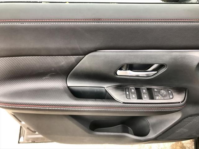 new 2025 Nissan Kicks car, priced at $29,180