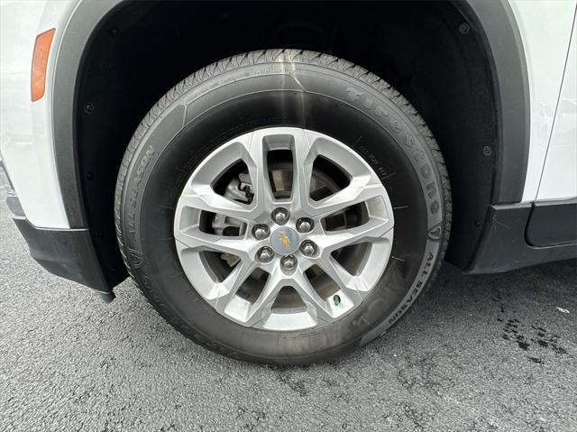 used 2023 Chevrolet Traverse car, priced at $26,300