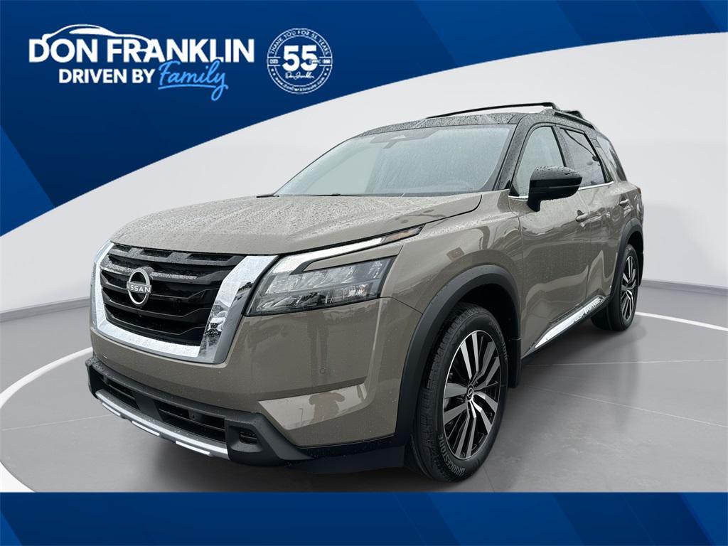 new 2025 Nissan Pathfinder car, priced at $50,725
