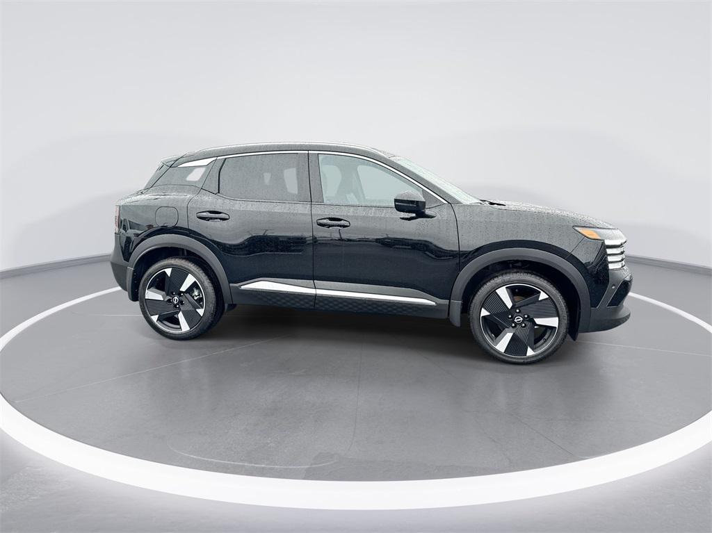 new 2025 Nissan Kicks car, priced at $28,060