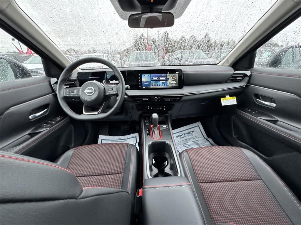 new 2025 Nissan Kicks car, priced at $28,060