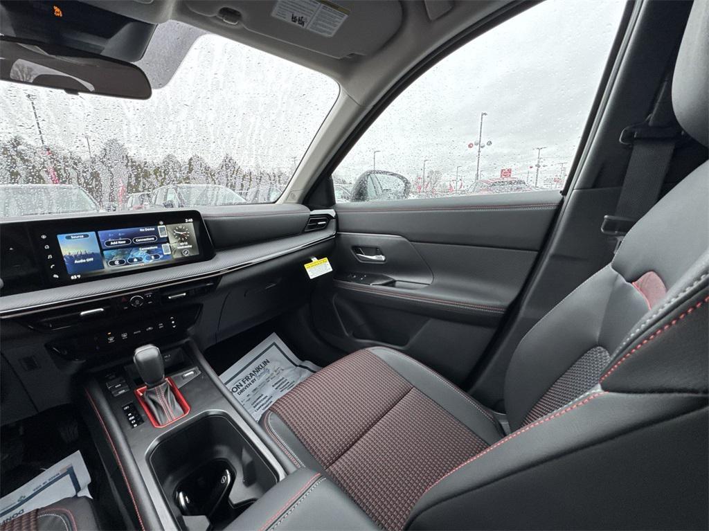 new 2025 Nissan Kicks car, priced at $28,060