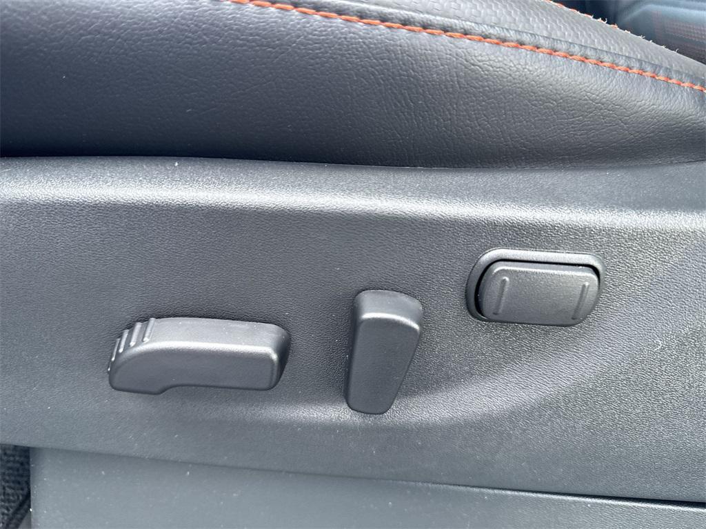 new 2025 Nissan Frontier car, priced at $47,606