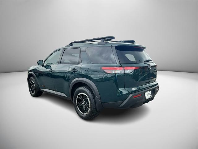 new 2024 Nissan Pathfinder car, priced at $42,250