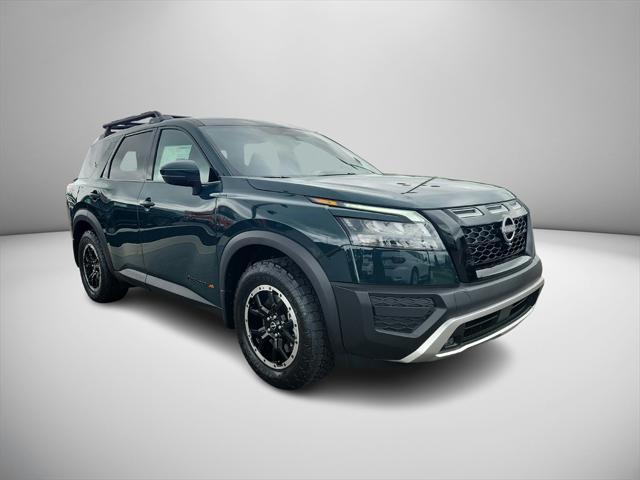new 2024 Nissan Pathfinder car, priced at $42,250