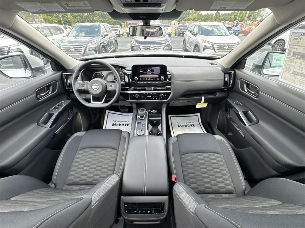 new 2025 Nissan Pathfinder car, priced at $42,163