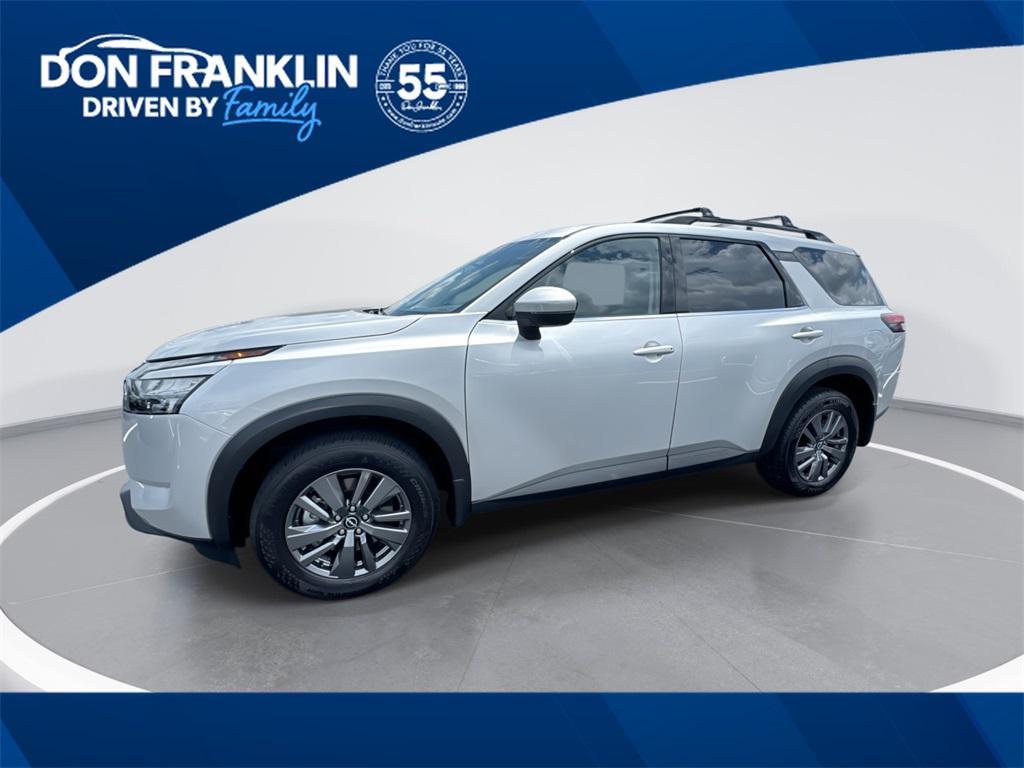 new 2025 Nissan Pathfinder car, priced at $42,163