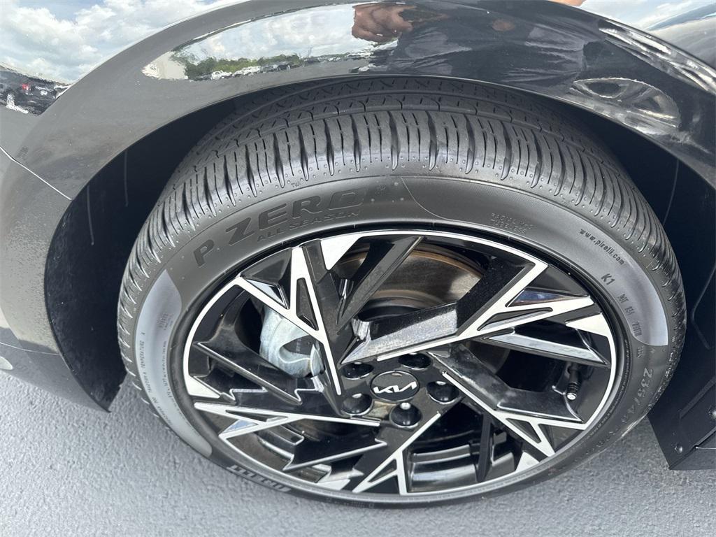 used 2025 Kia K5 car, priced at $28,875