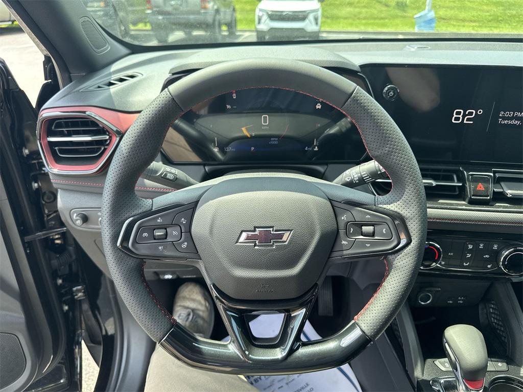 used 2025 Chevrolet TrailBlazer car, priced at $25,580
