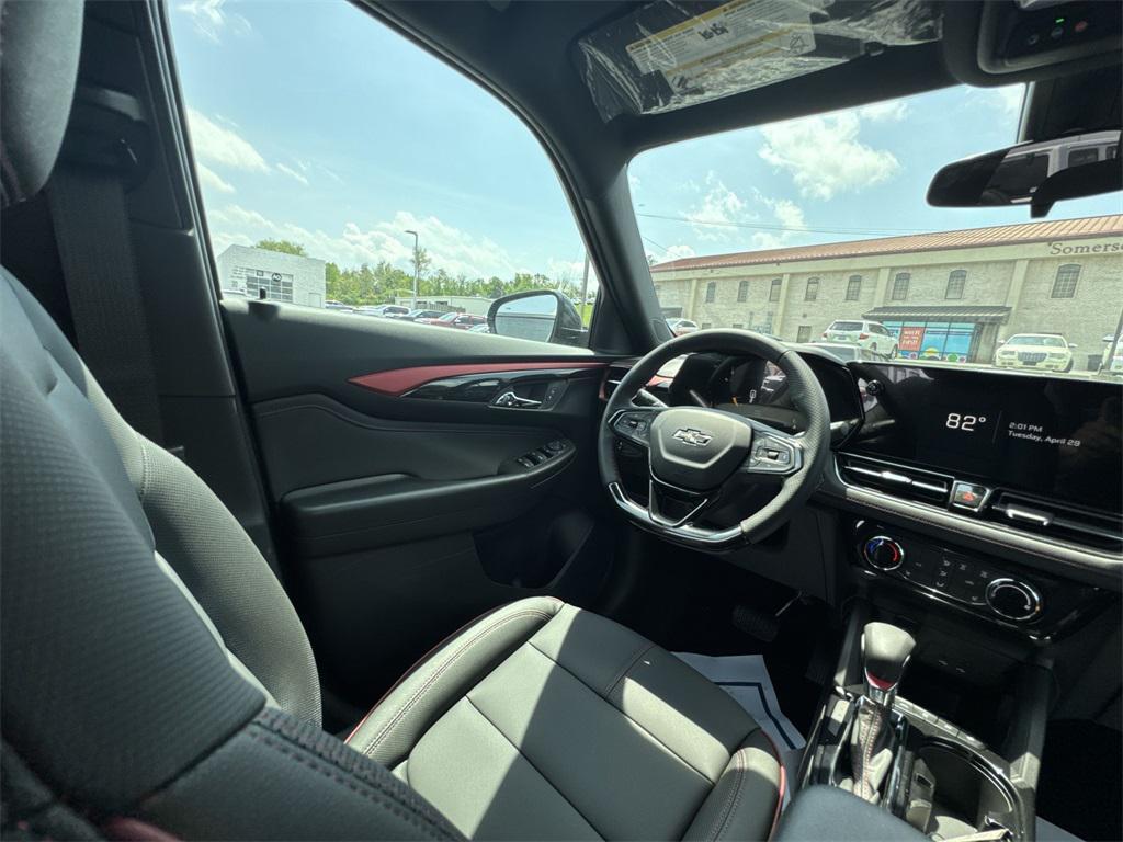 used 2025 Chevrolet TrailBlazer car, priced at $25,580
