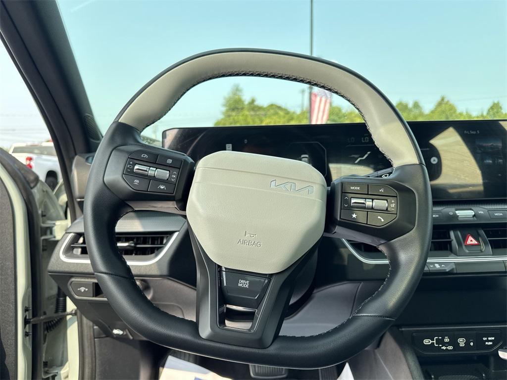 used 2025 Kia K4 car, priced at $26,995