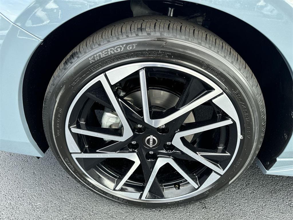 new 2025 Nissan Sentra car, priced at $27,197