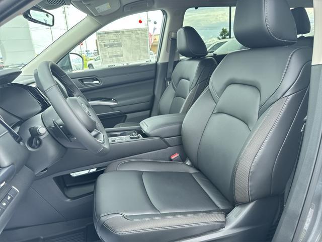 new 2025 Nissan Pathfinder car, priced at $43,480