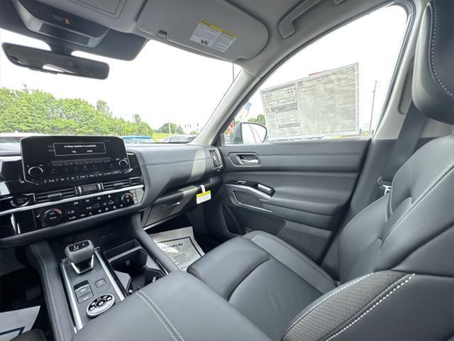 new 2025 Nissan Pathfinder car, priced at $43,480