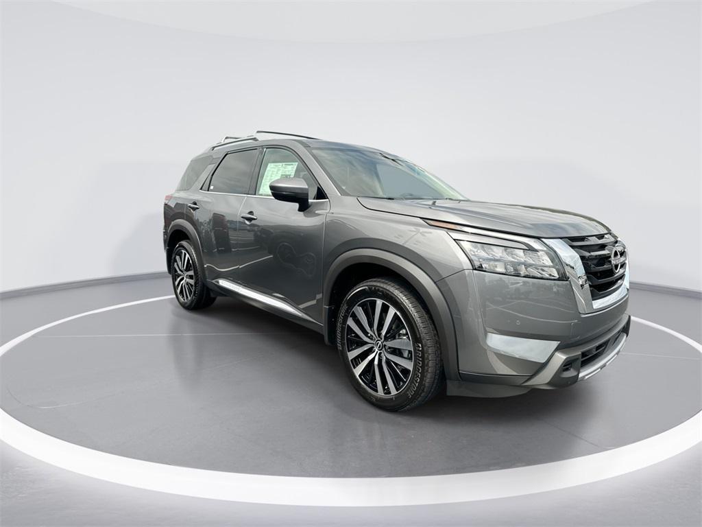 new 2025 Nissan Pathfinder car, priced at $50,174
