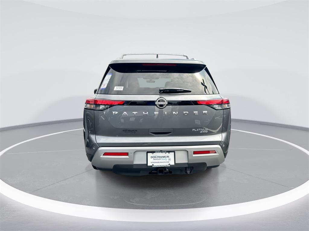 new 2025 Nissan Pathfinder car, priced at $50,174