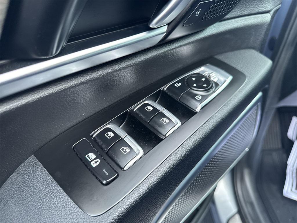 used 2022 Kia Telluride car, priced at $32,800