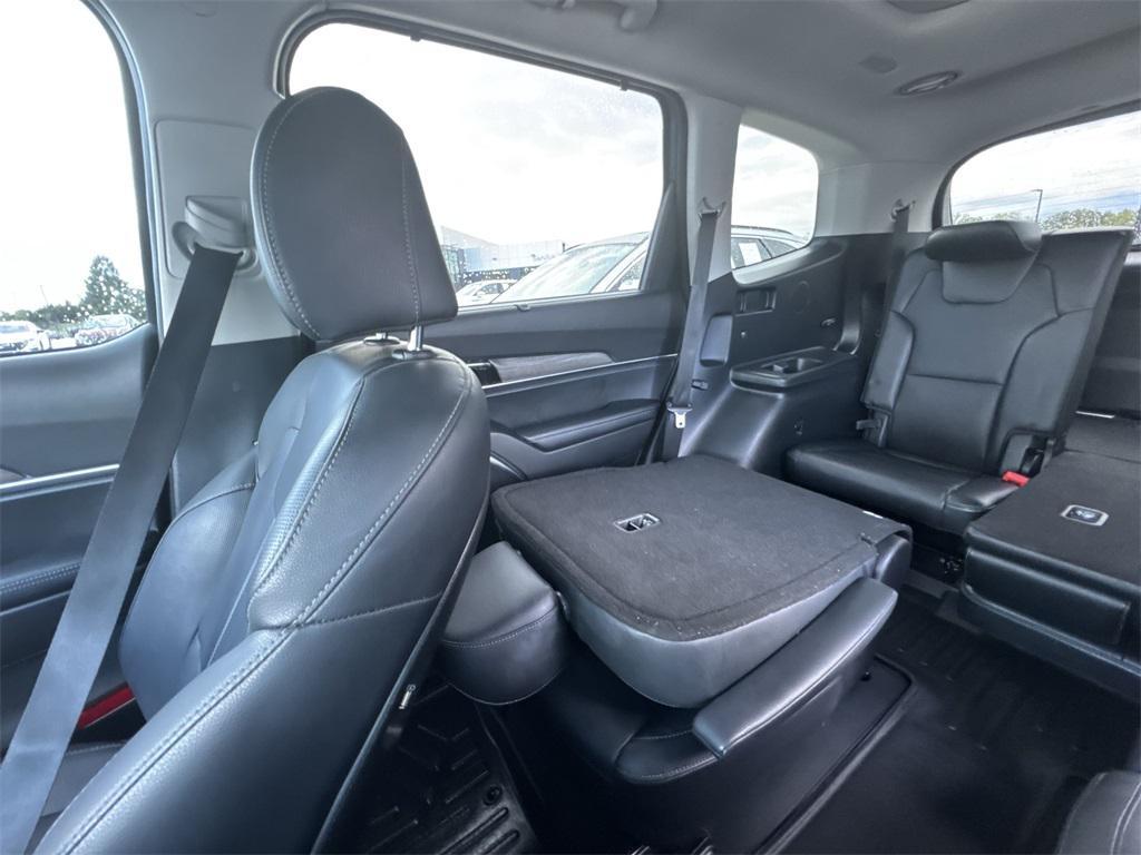 used 2022 Kia Telluride car, priced at $32,800
