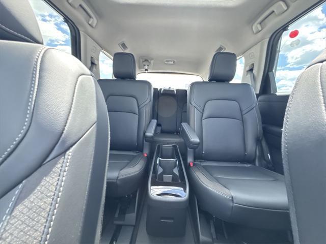 new 2025 Nissan Pathfinder car, priced at $41,842