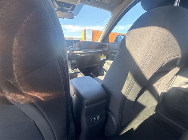 new 2025 Nissan Kicks car, priced at $27,025