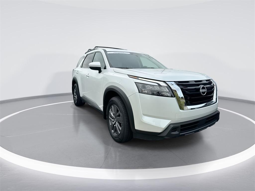 used 2025 Nissan Pathfinder car, priced at $39,726