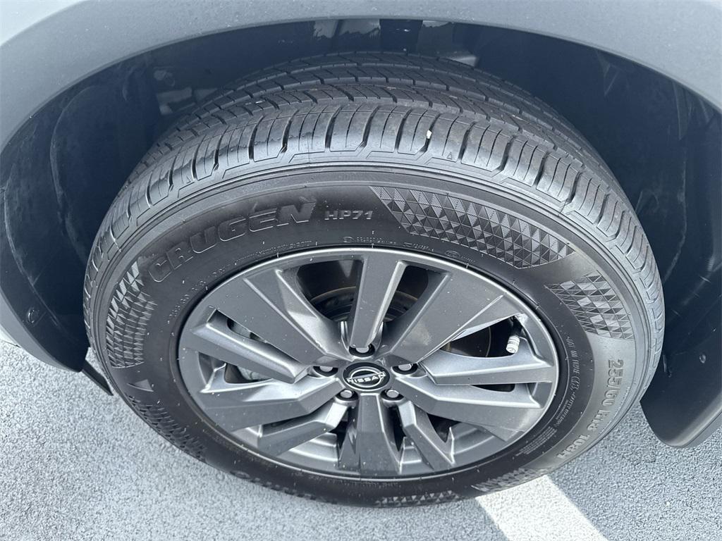 used 2025 Nissan Pathfinder car, priced at $39,726