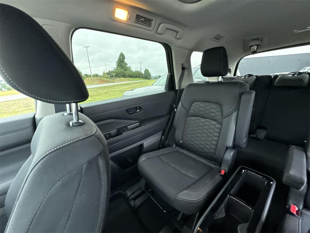 used 2025 Nissan Pathfinder car, priced at $39,726