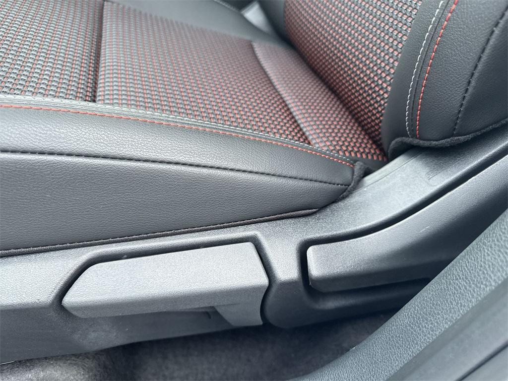 new 2025 Nissan Kicks car, priced at $30,985