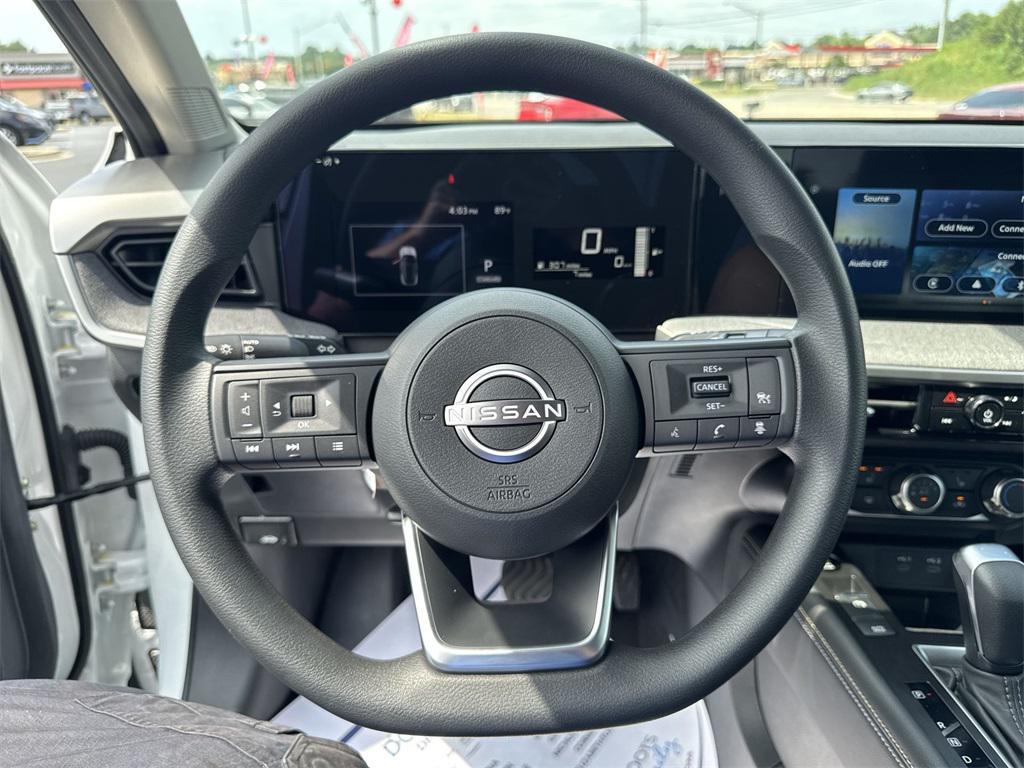 new 2025 Nissan Kicks car, priced at $27,854