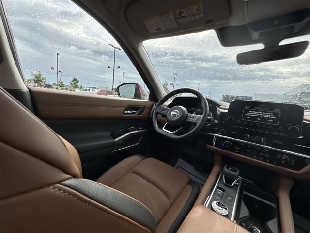 new 2025 Nissan Pathfinder car, priced at $51,432