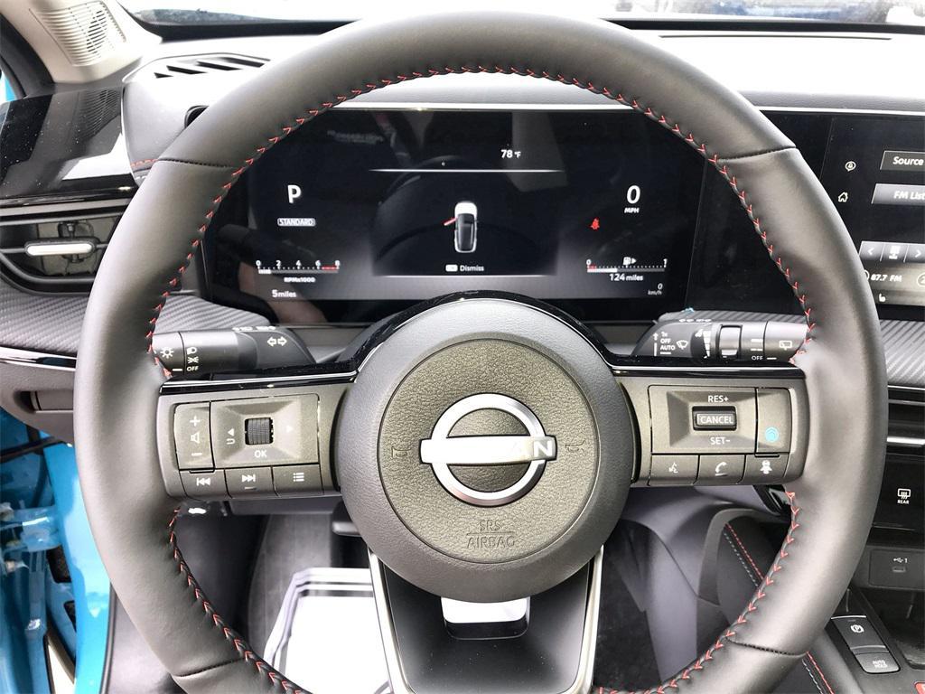 new 2025 Nissan Kicks car, priced at $30,937