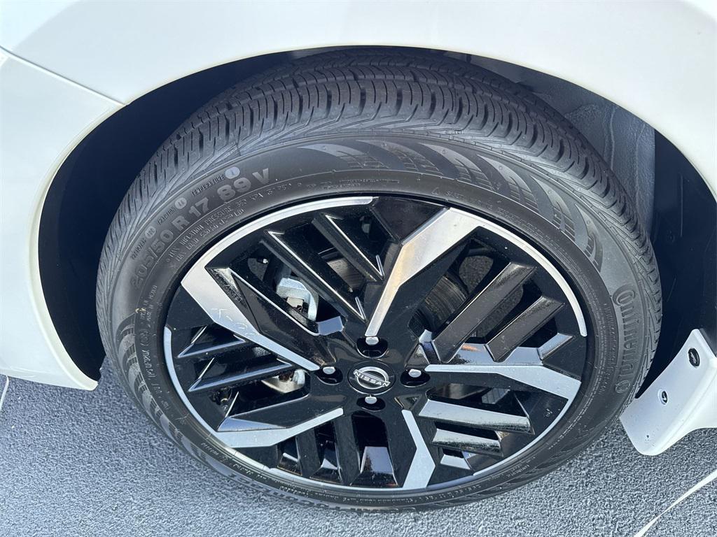 new 2025 Nissan Versa car, priced at $22,534