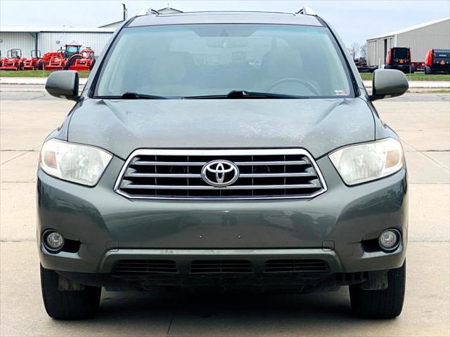 used 2008 Toyota Highlander car, priced at $6,999