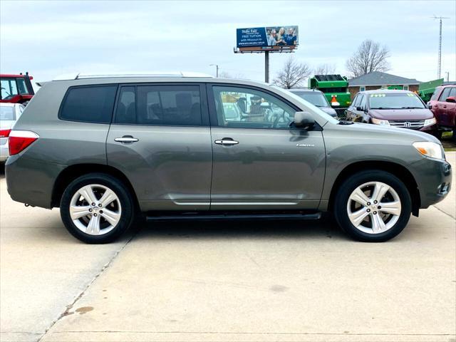 used 2008 Toyota Highlander car, priced at $6,999