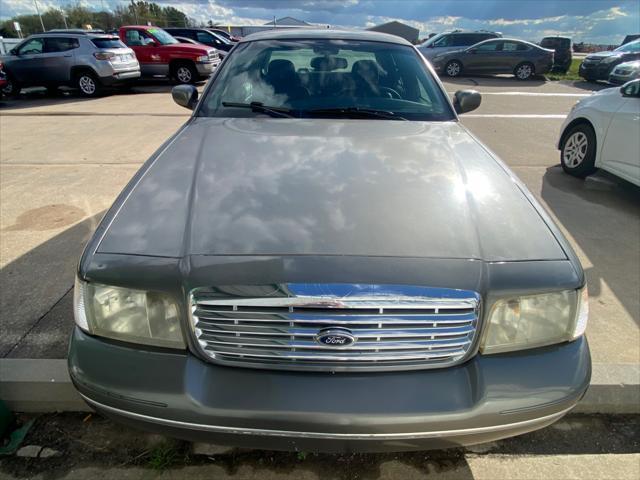 used 2003 Ford Crown Victoria car, priced at $3,999