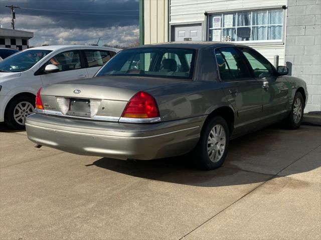 used 2003 Ford Crown Victoria car, priced at $3,999