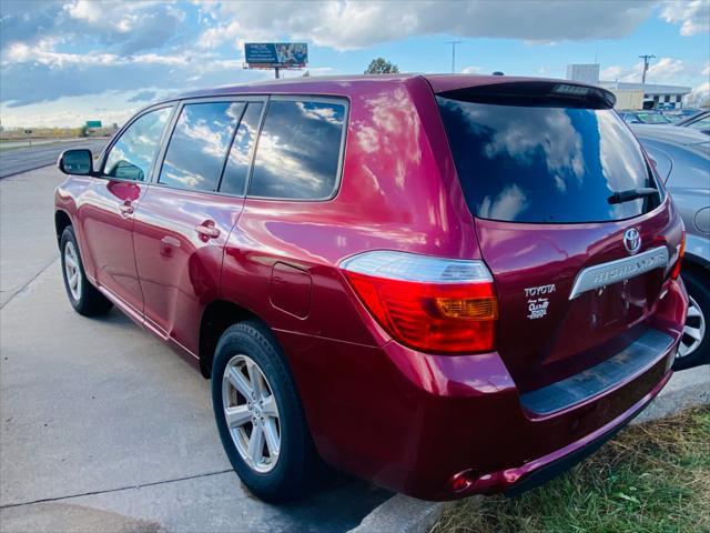 used 2009 Toyota Highlander car, priced at $5,700