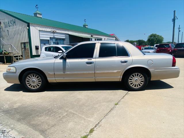 used 2008 Mercury Grand Marquis car, priced at $3,700