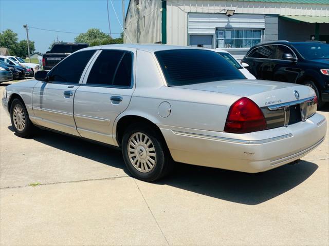 used 2008 Mercury Grand Marquis car, priced at $3,700