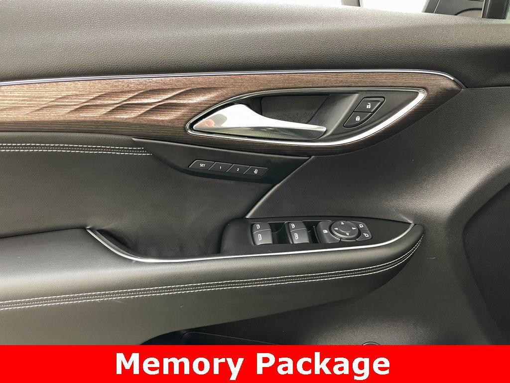 used 2023 Buick Envision car, priced at $35,785