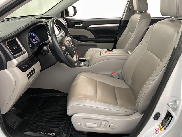 used 2019 Toyota Highlander car, priced at $28,795