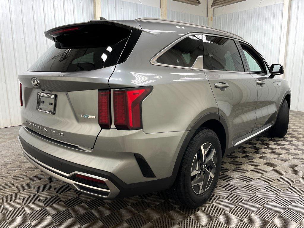 used 2021 Kia Sorento Hybrid car, priced at $20,479