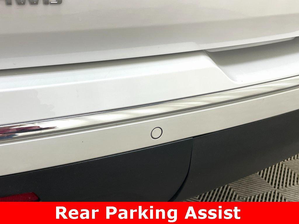 used 2023 Chevrolet Traverse car, priced at $41,559