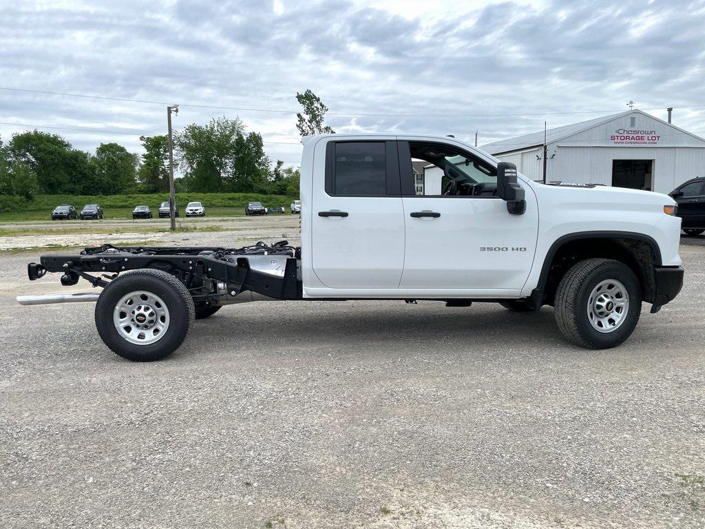 new 2025 Chevrolet Silverado 3500 car, priced at $48,788