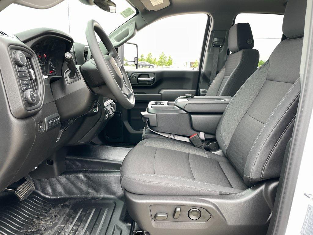 new 2025 Chevrolet Silverado 3500 car, priced at $48,788
