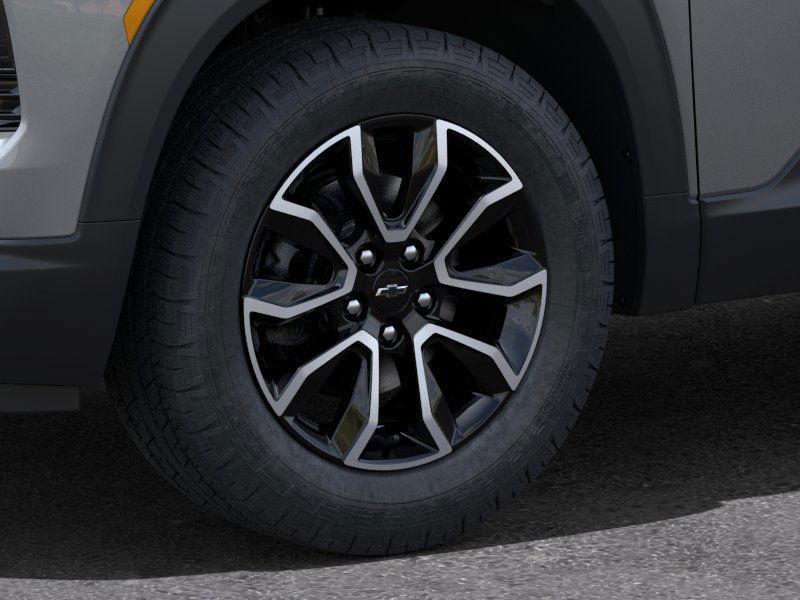 new 2025 Chevrolet TrailBlazer car, priced at $29,685